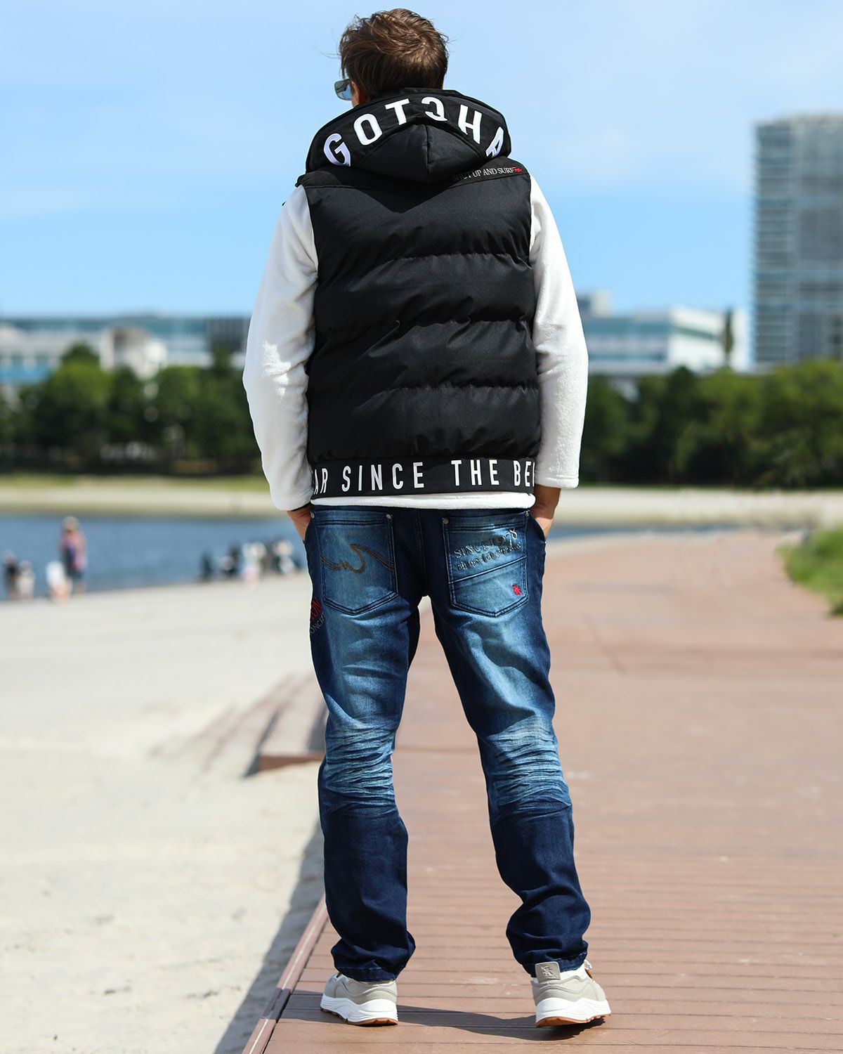 ブラック：183cm/70kg(Lサイズ着用)