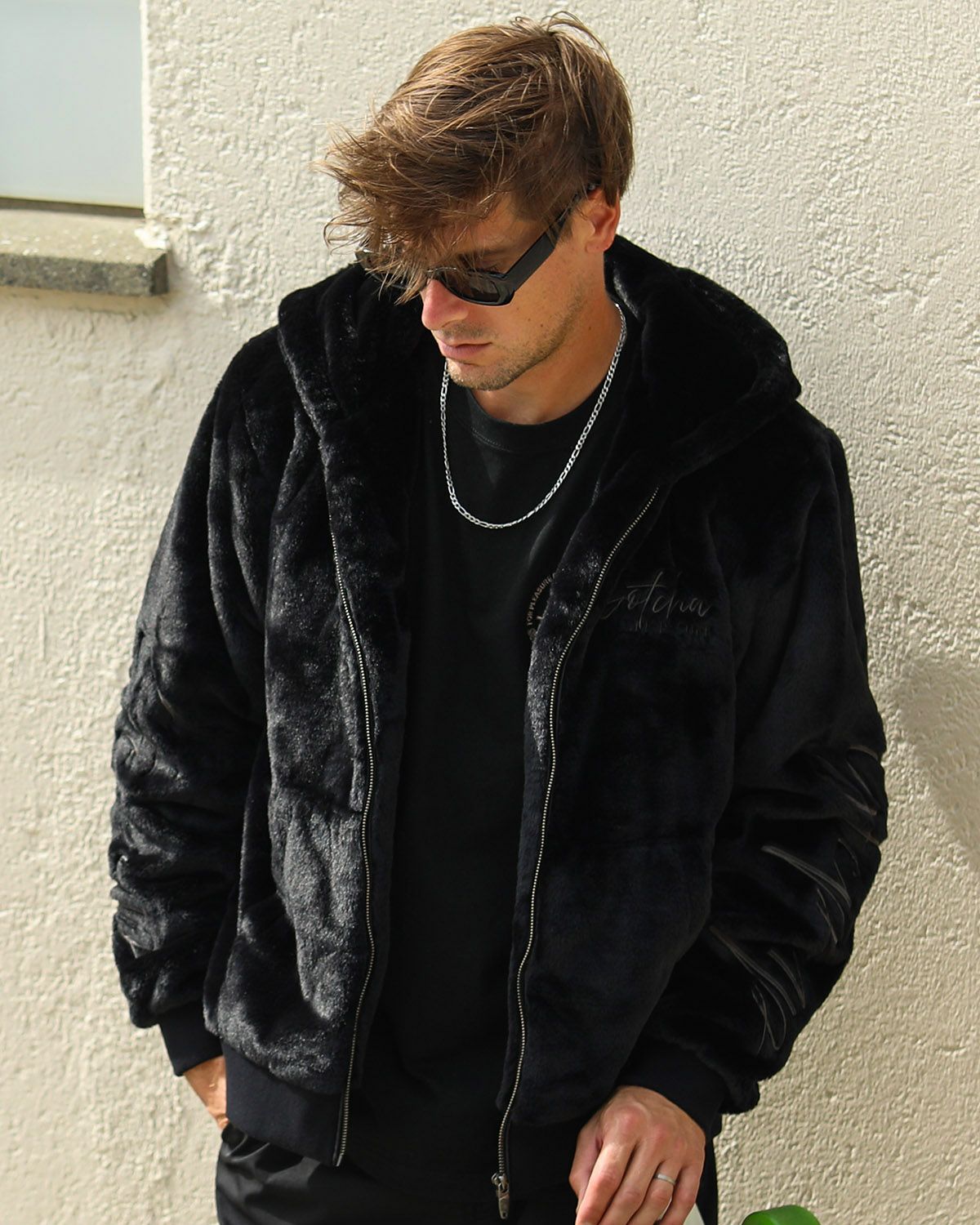 ブラック：183cm/70kg(Lサイズ着用)