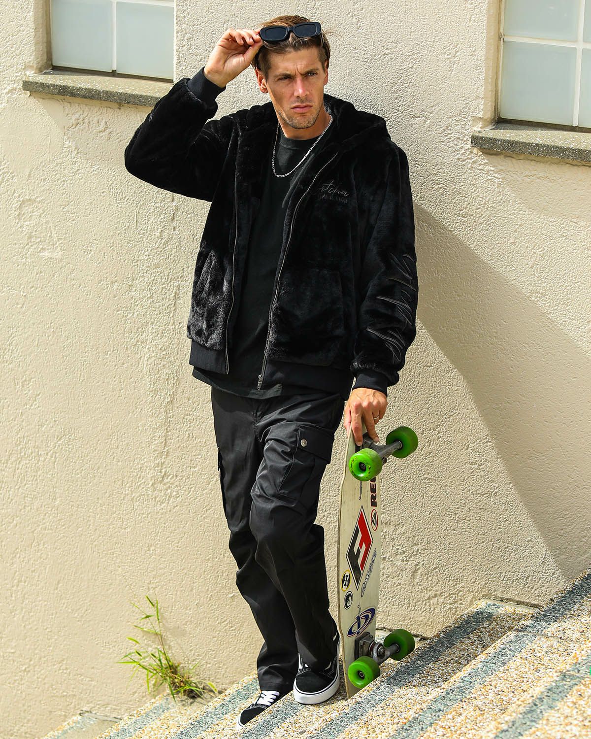 ブラック：183cm/70kg(Lサイズ着用)