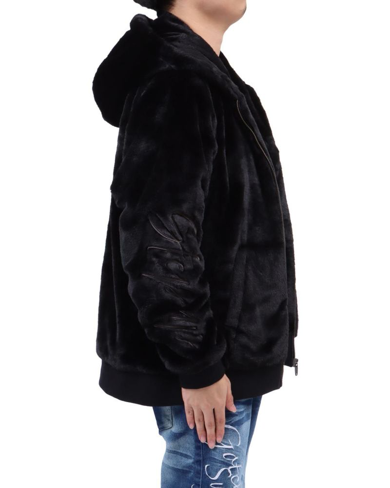 ブラック：173cm63kg(Lサイズ着用)