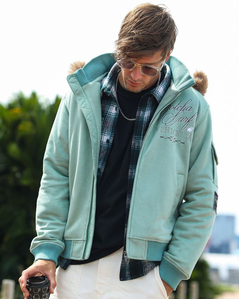 グリーングレー：183cm/70kg(Lサイズ着用)