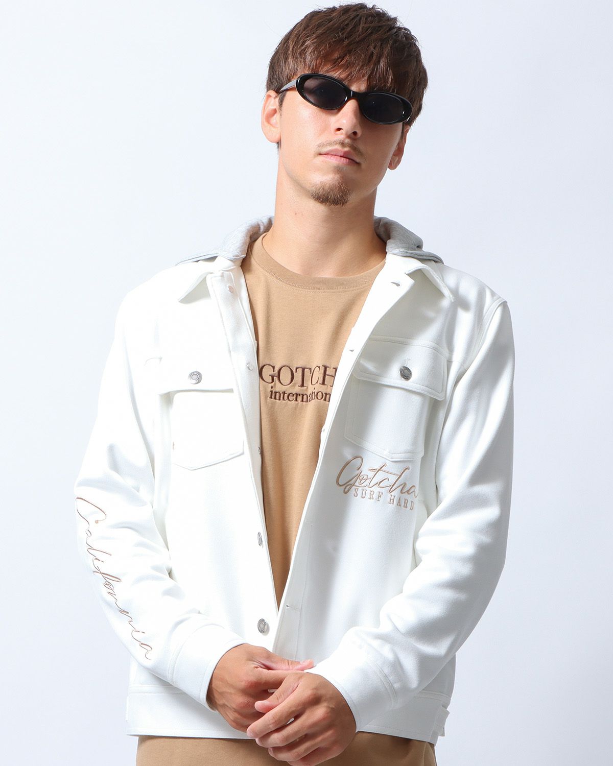 オフホワイト：180cm/70kg(Lサイズ着用)