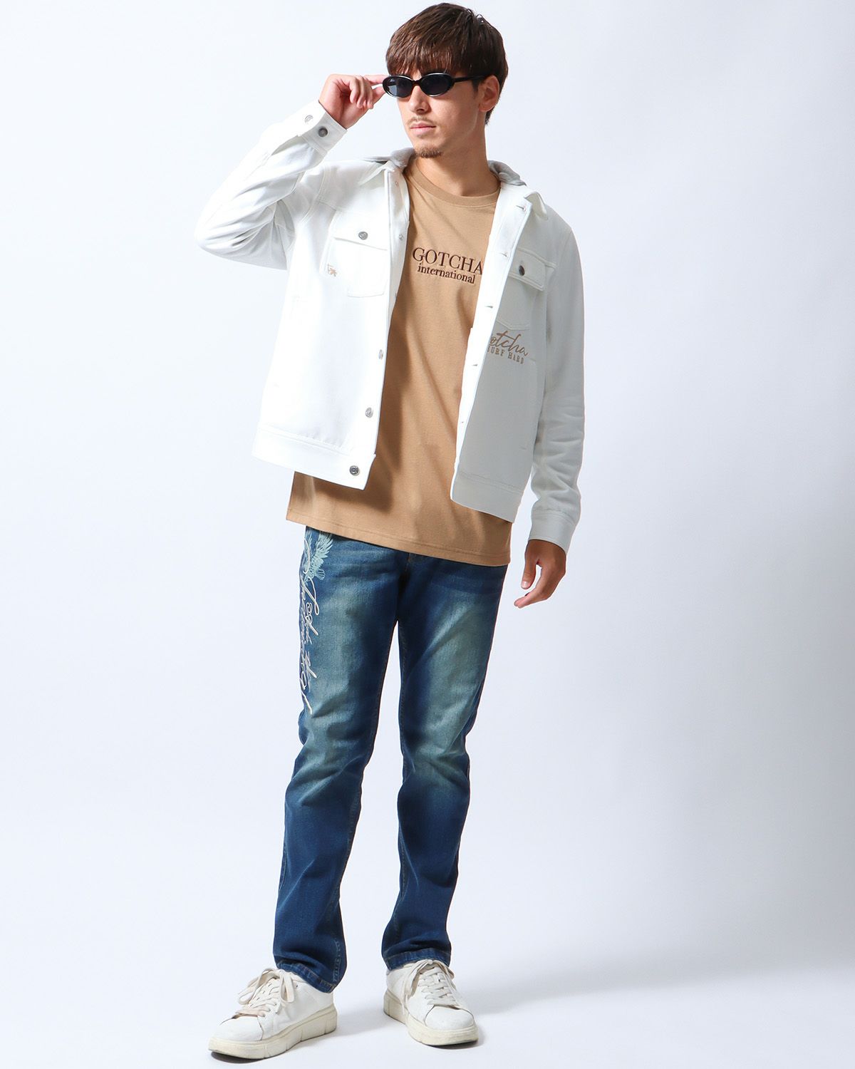 オフホワイト：180cm/70kg(Lサイズ着用)