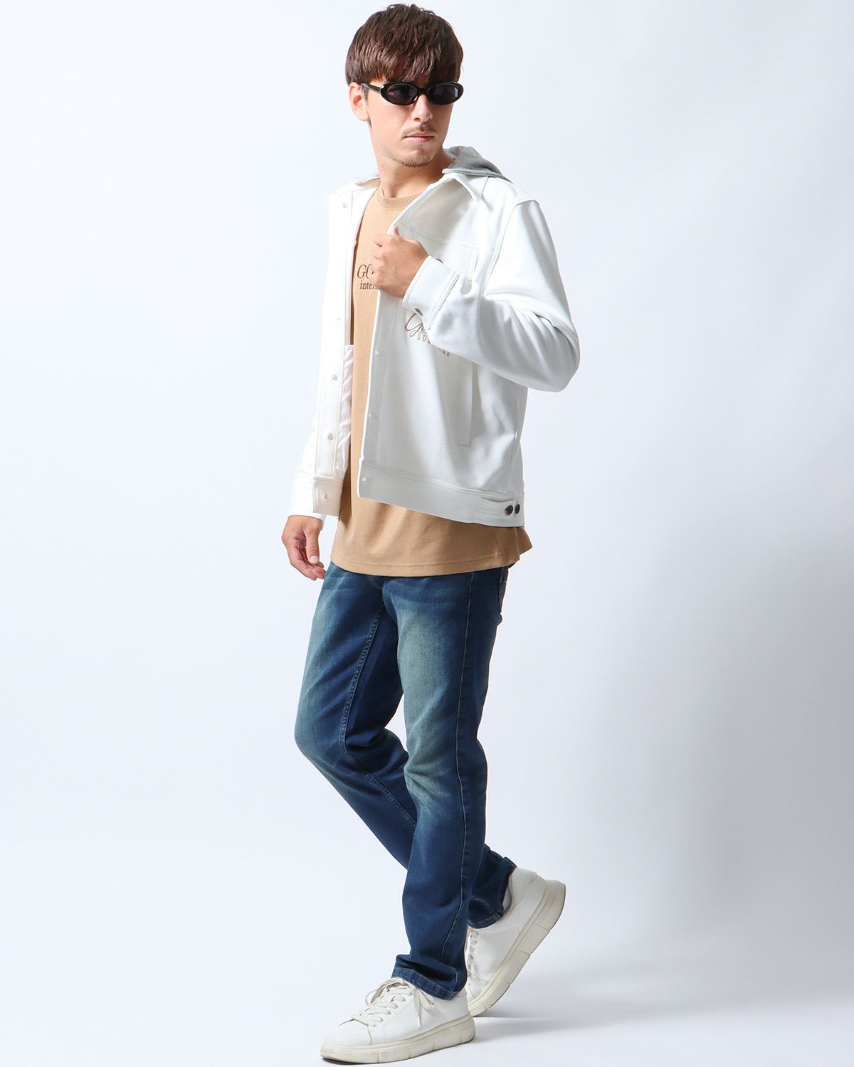 オフホワイト：180cm/70kg(Lサイズ着用)