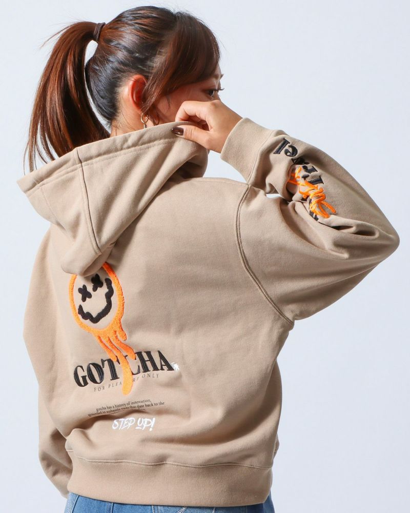 ベージュ：154cm(Mサイズ着用)