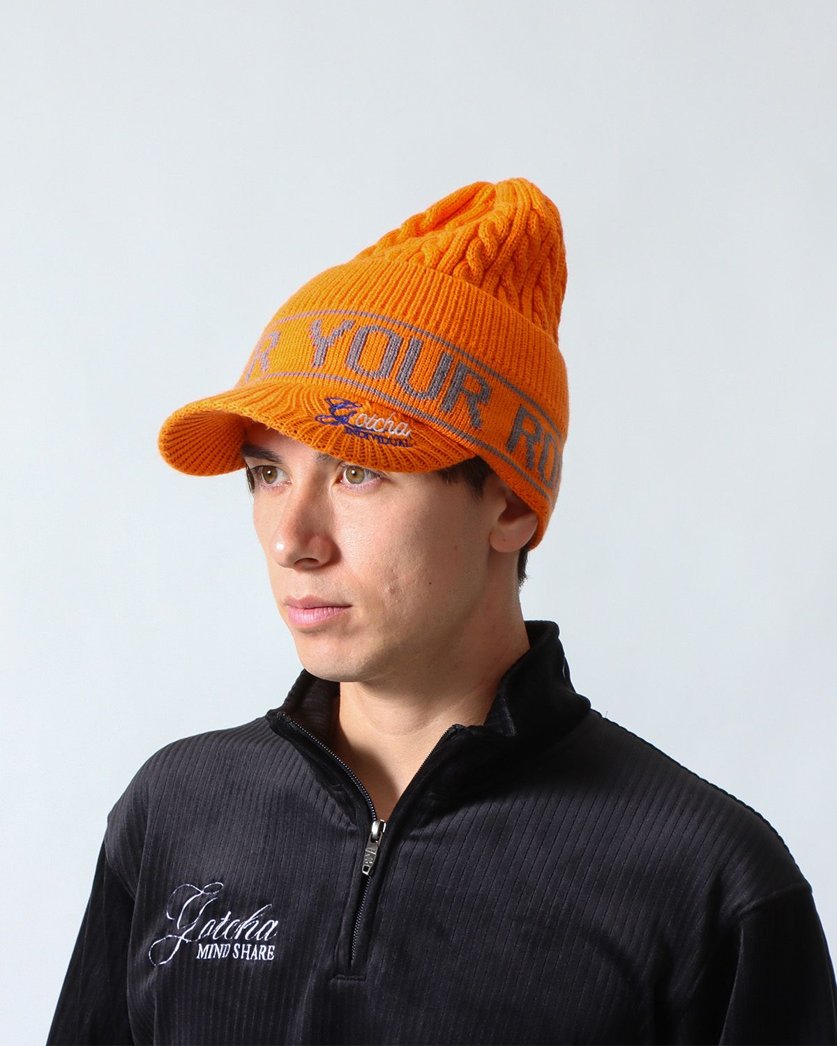 GOTCHA GOLF] 刺繍ロゴ つば付き ニットキャップ | PEET ONLINE STORE