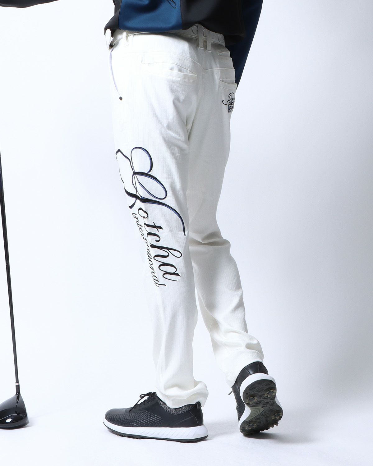 ホワイト：180cm/70kg(XLサイズ着用)