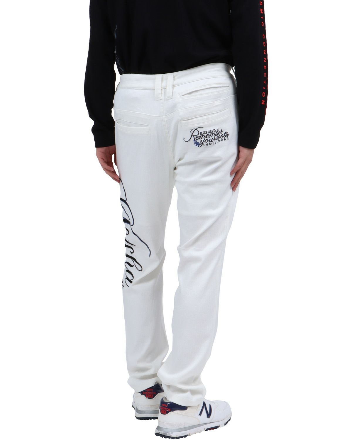 ホワイト：173cm63kg(Mサイズ着用)