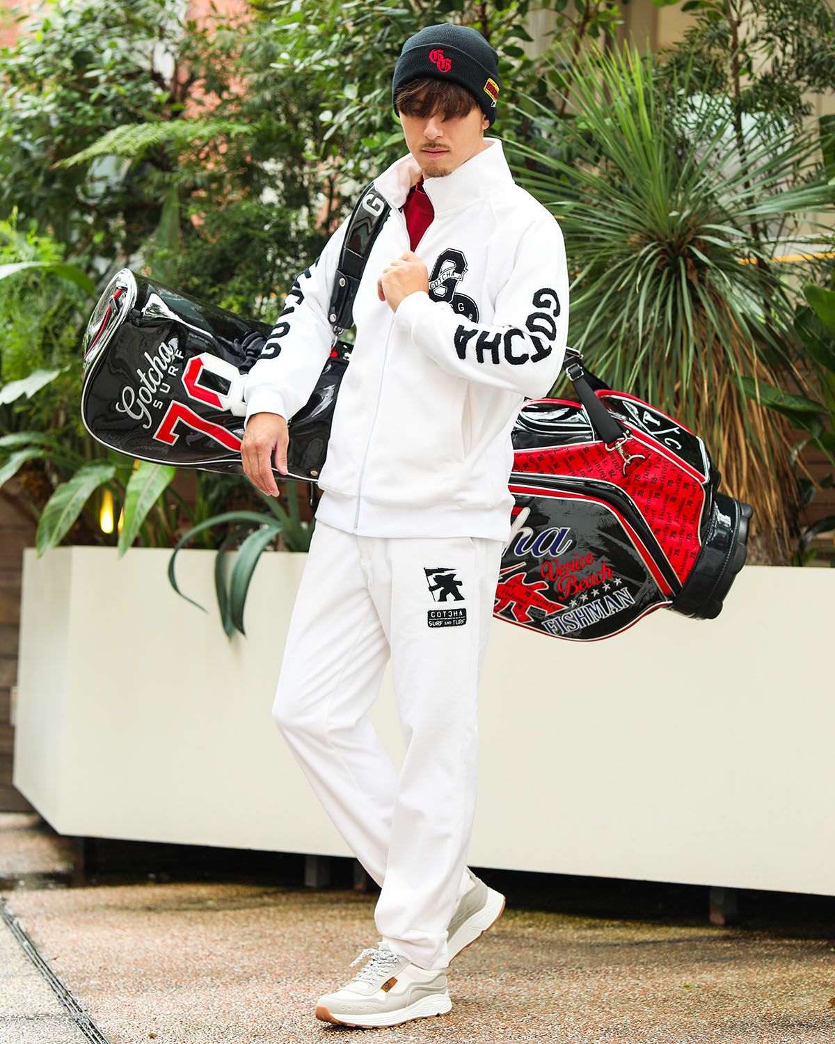 ホワイト：180cm/70kg(Lサイズ着用)