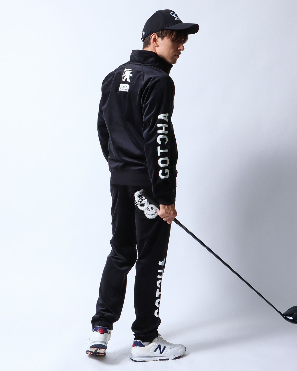 ブラック：180cm/70kg(Lサイズ着用)