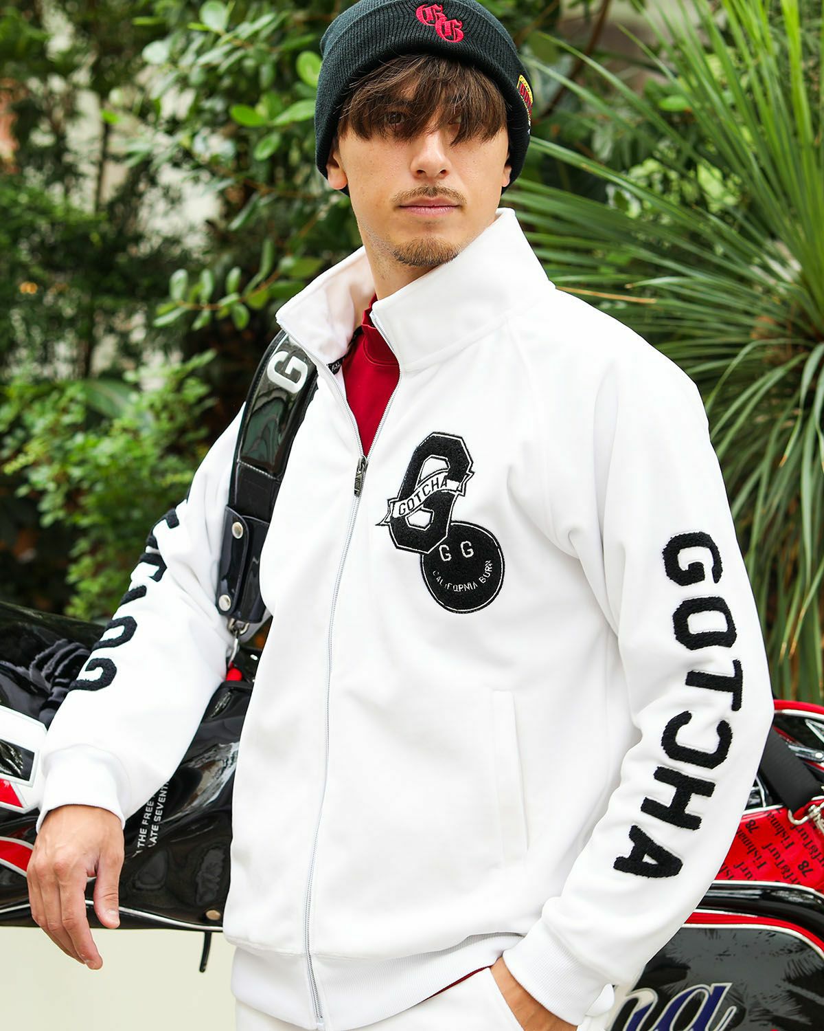 ホワイト：180cm/70kg(Lサイズ着用)