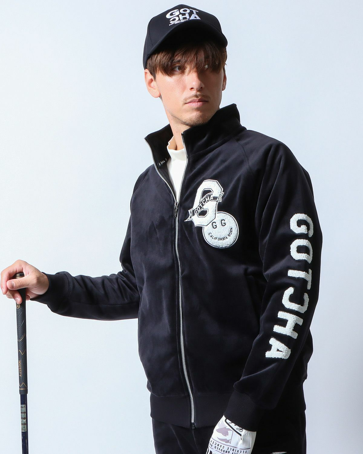 ブラック：180cm/70kg(Lサイズ着用)