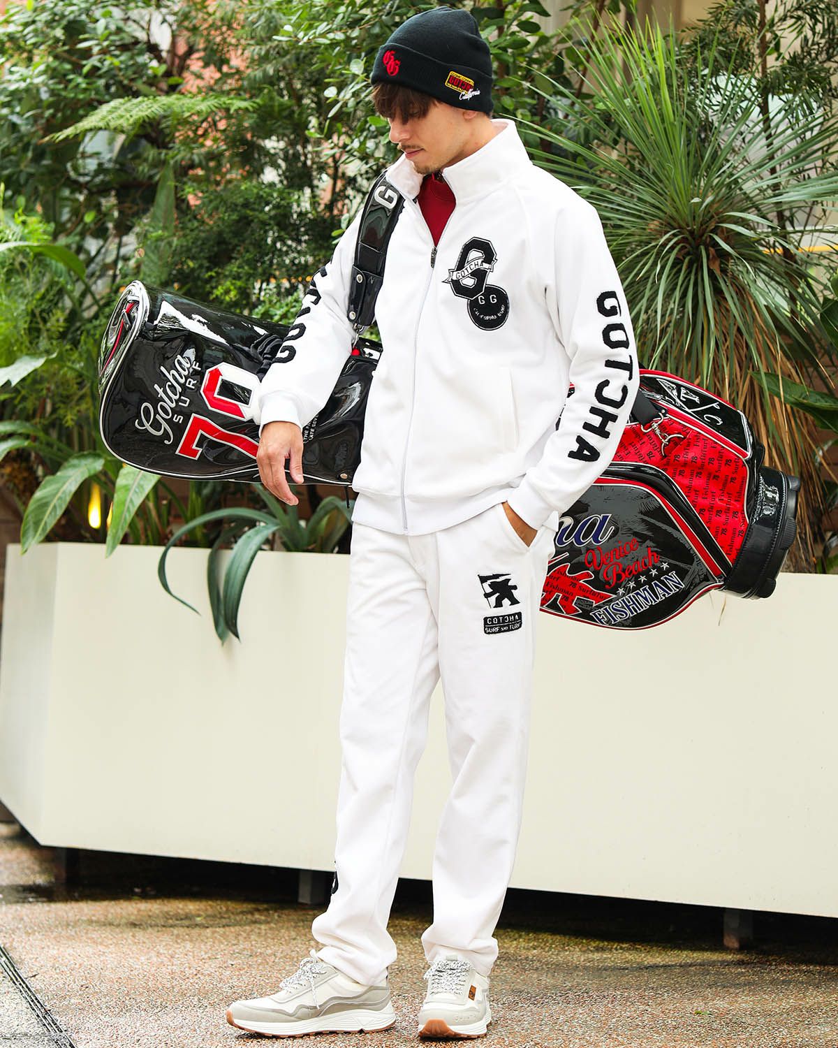 ホワイト：180cm/70kg(Lサイズ着用)