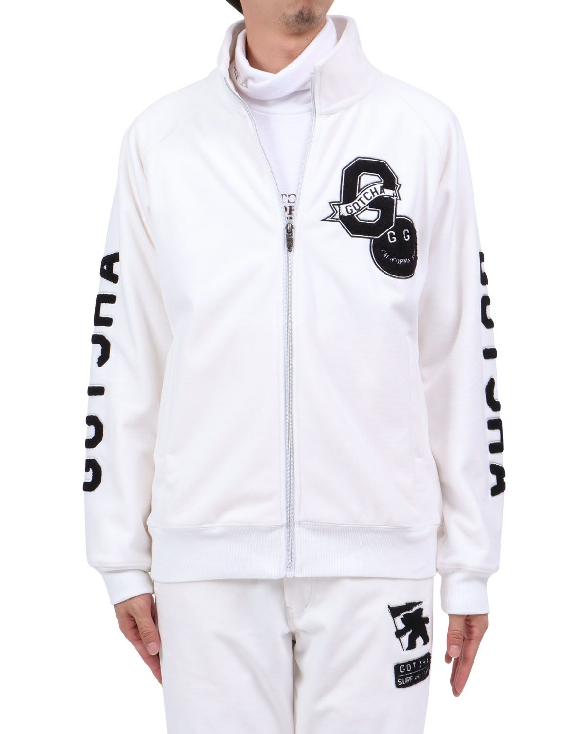 ホワイト：174cm62kg(Lサイズ着用)