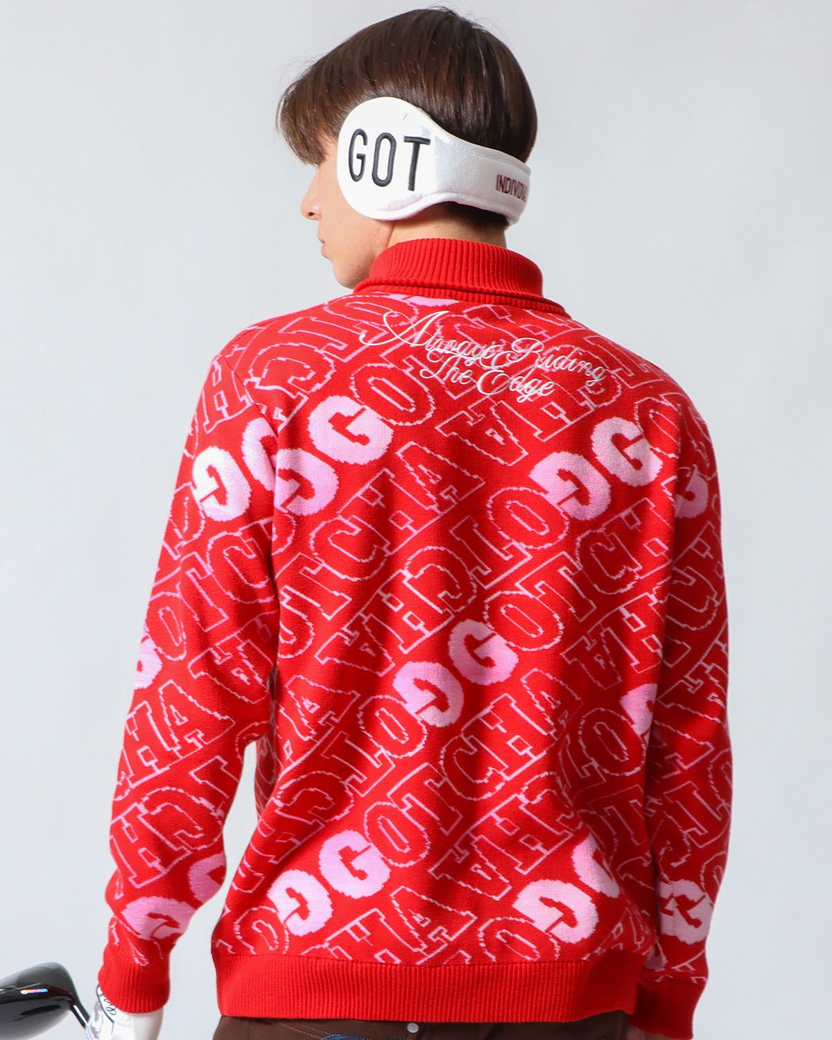 レッド：180cm/70kg(Lサイズ着用)