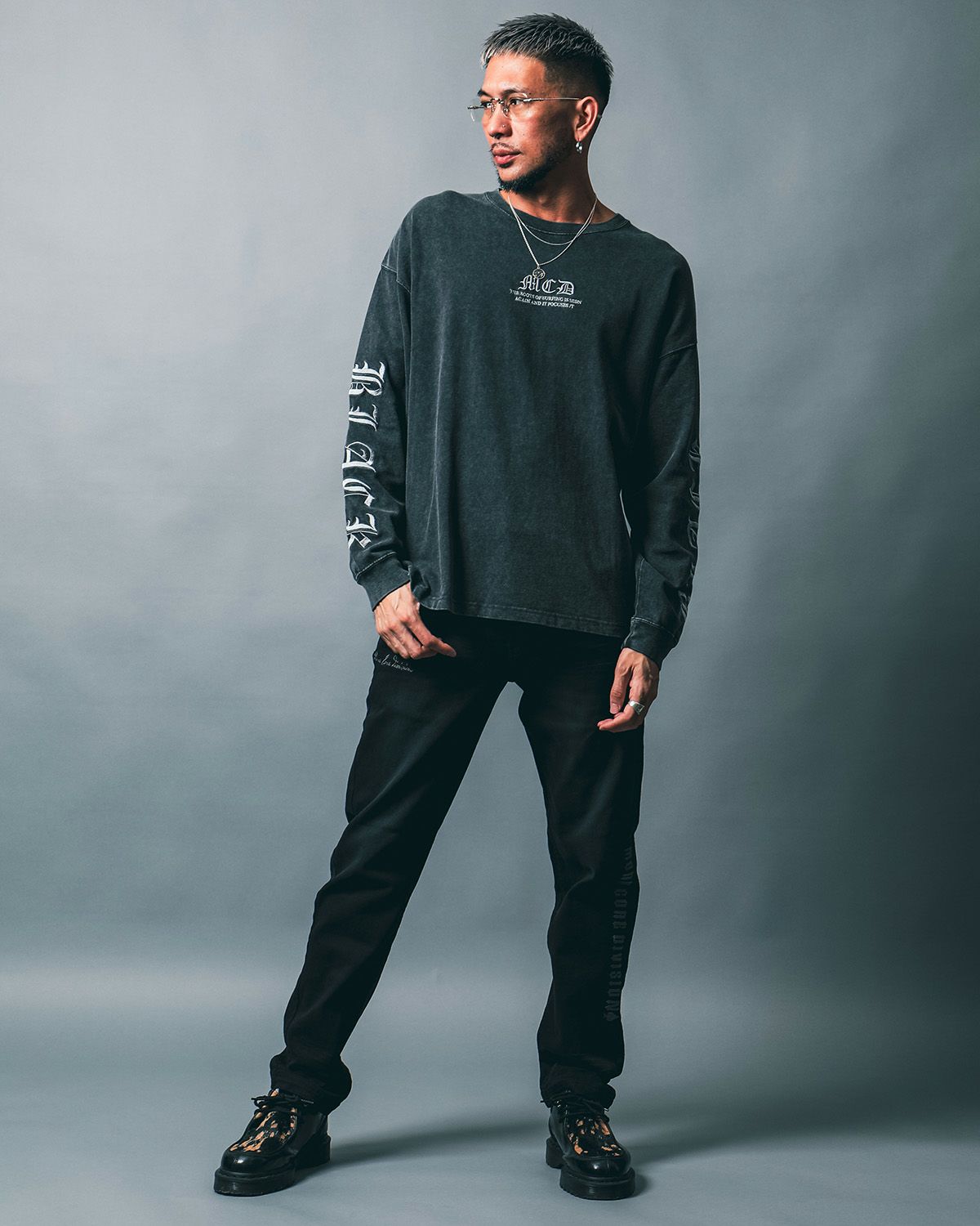 ブラック:183cm(Lサイズ着用)