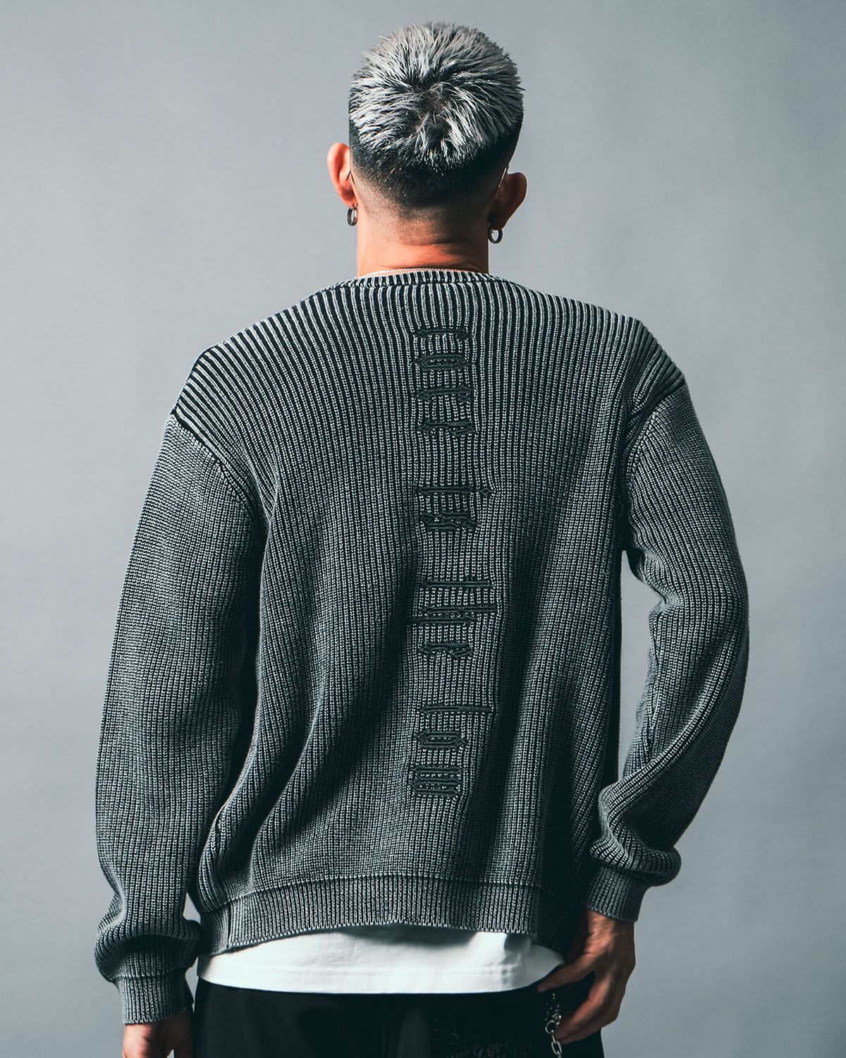 ブラック:183cm(Lサイズ着用)