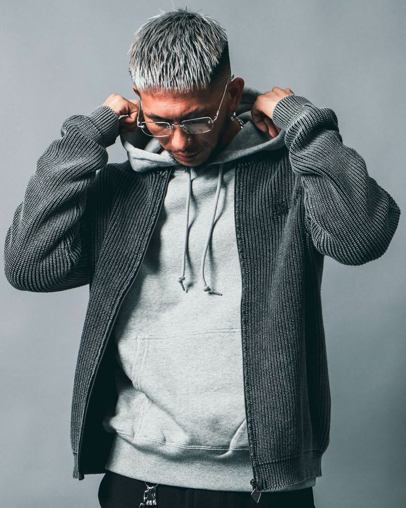 ブラック:183cm(Lサイズ着用)