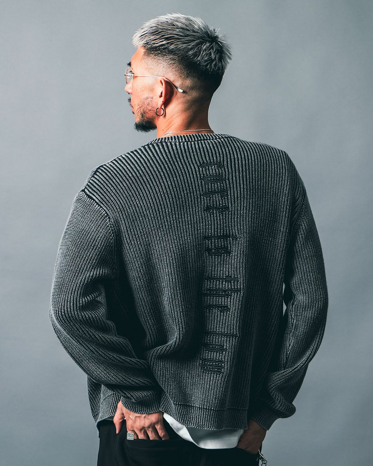 ブラック:183cm(Lサイズ着用)