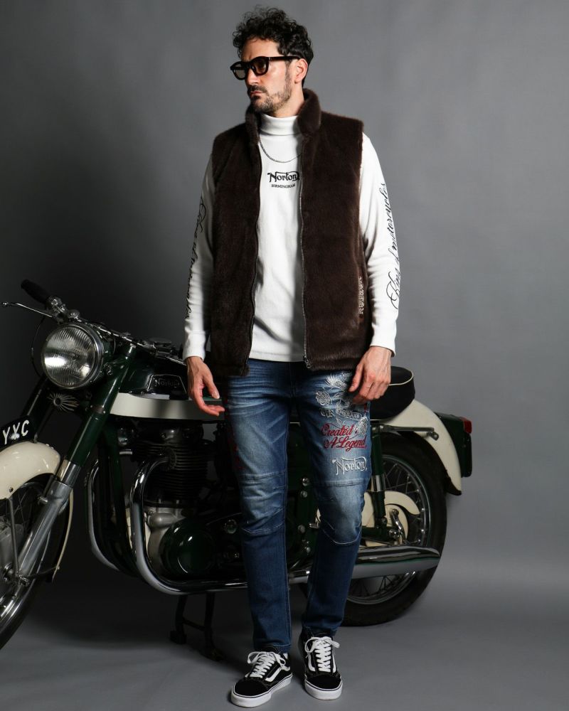 ブラウン:186cm(XLサイズ着用) ベストVer