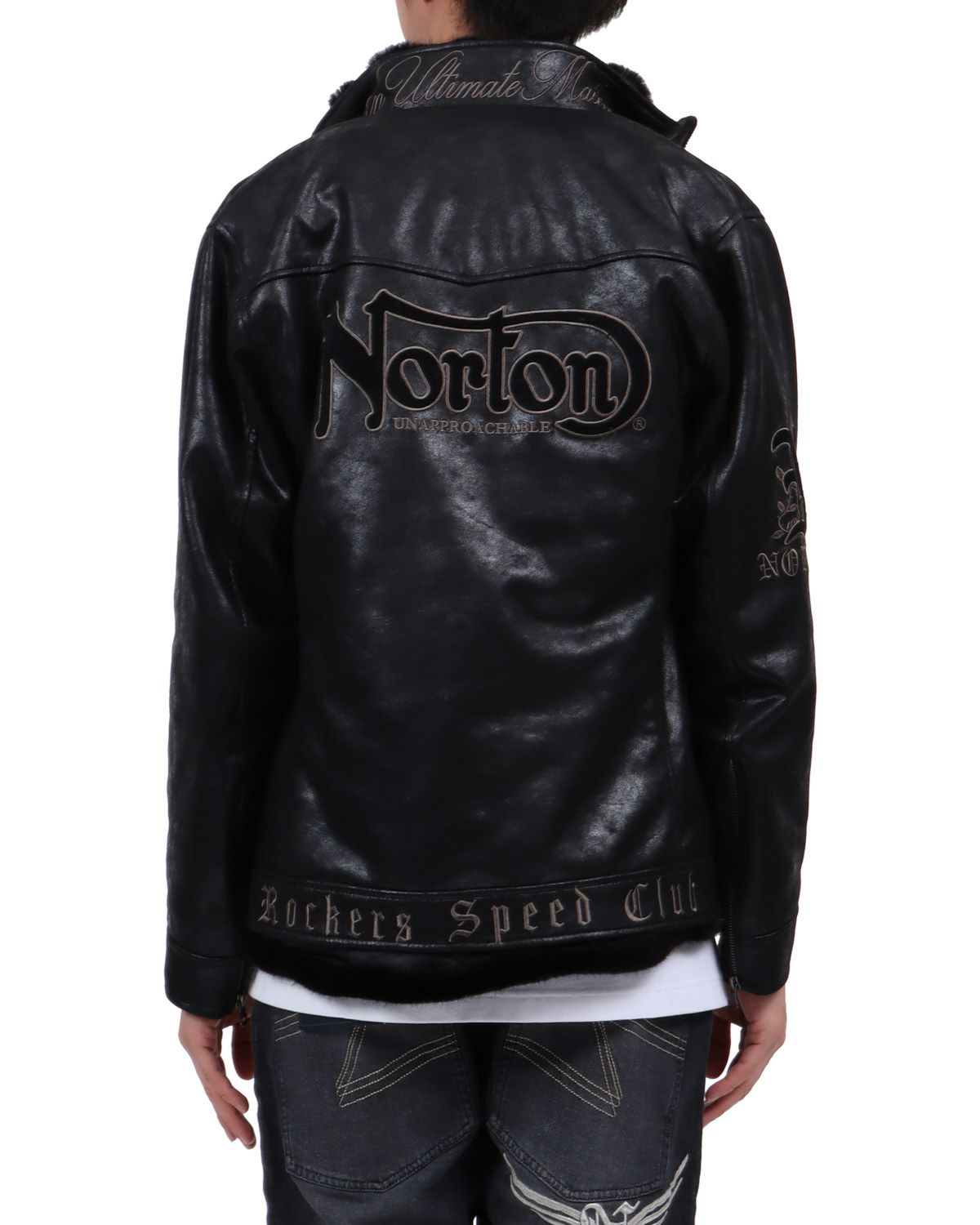 ブラック：174cm62kg(Lサイズ着用)