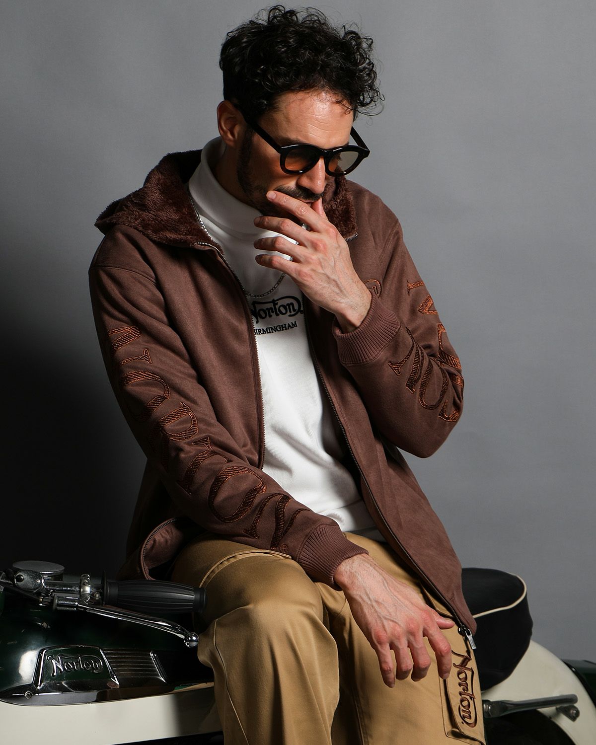 ライトブラウン:186cm(Lサイズ着用)