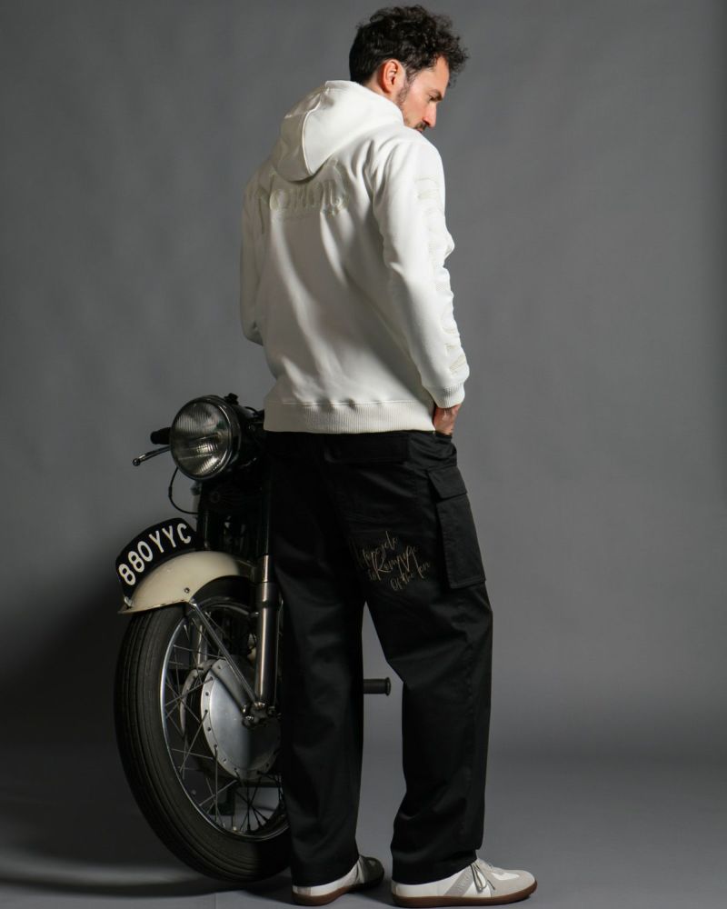 オフホワイト:186cm(Lサイズ着用)