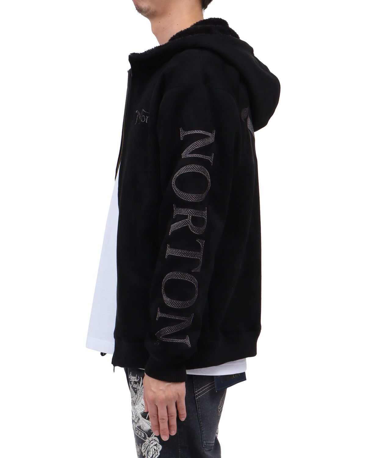 ブラック：174cm62kg(Lサイズ着用)