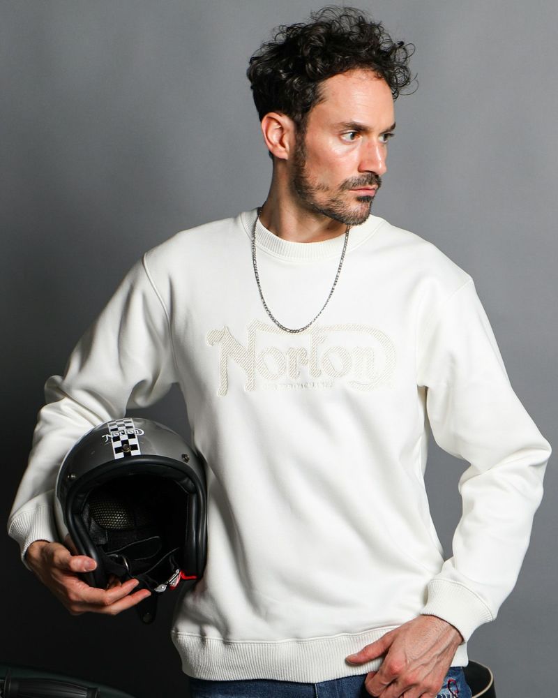 オフホワイト：186cm(Lサイズ着用)