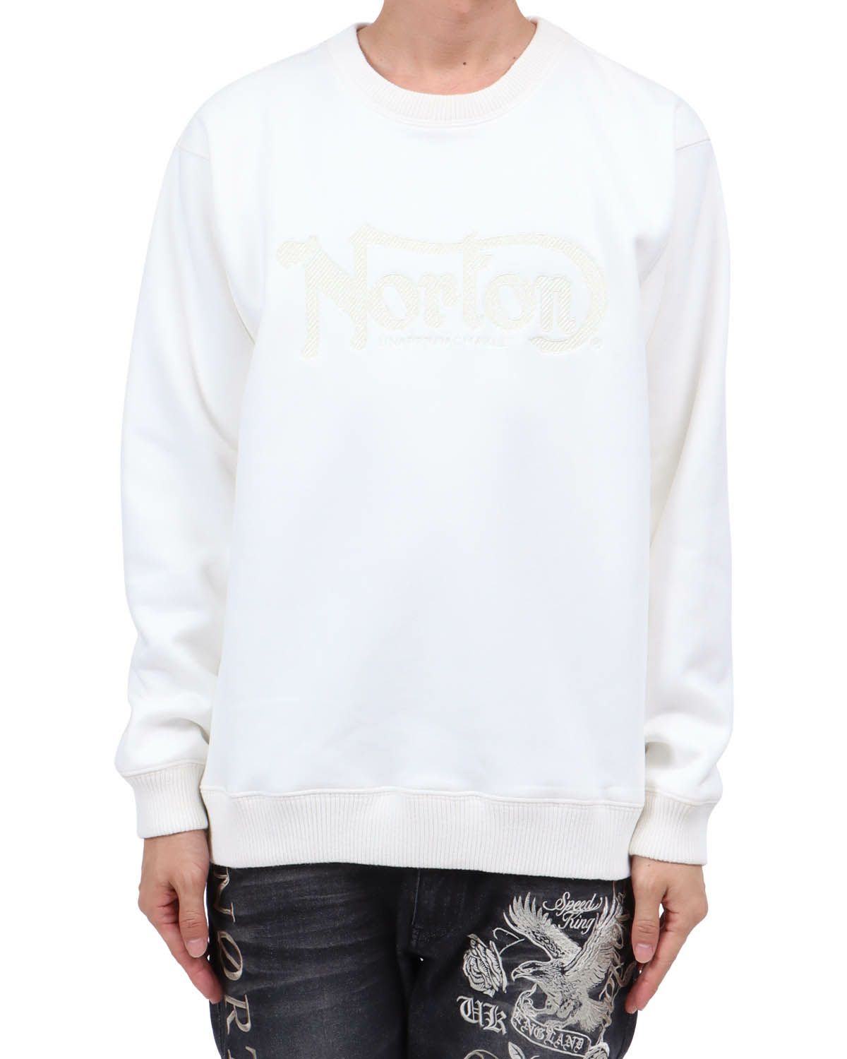 オフホワイト：174cm62kg(Lサイズ着用)