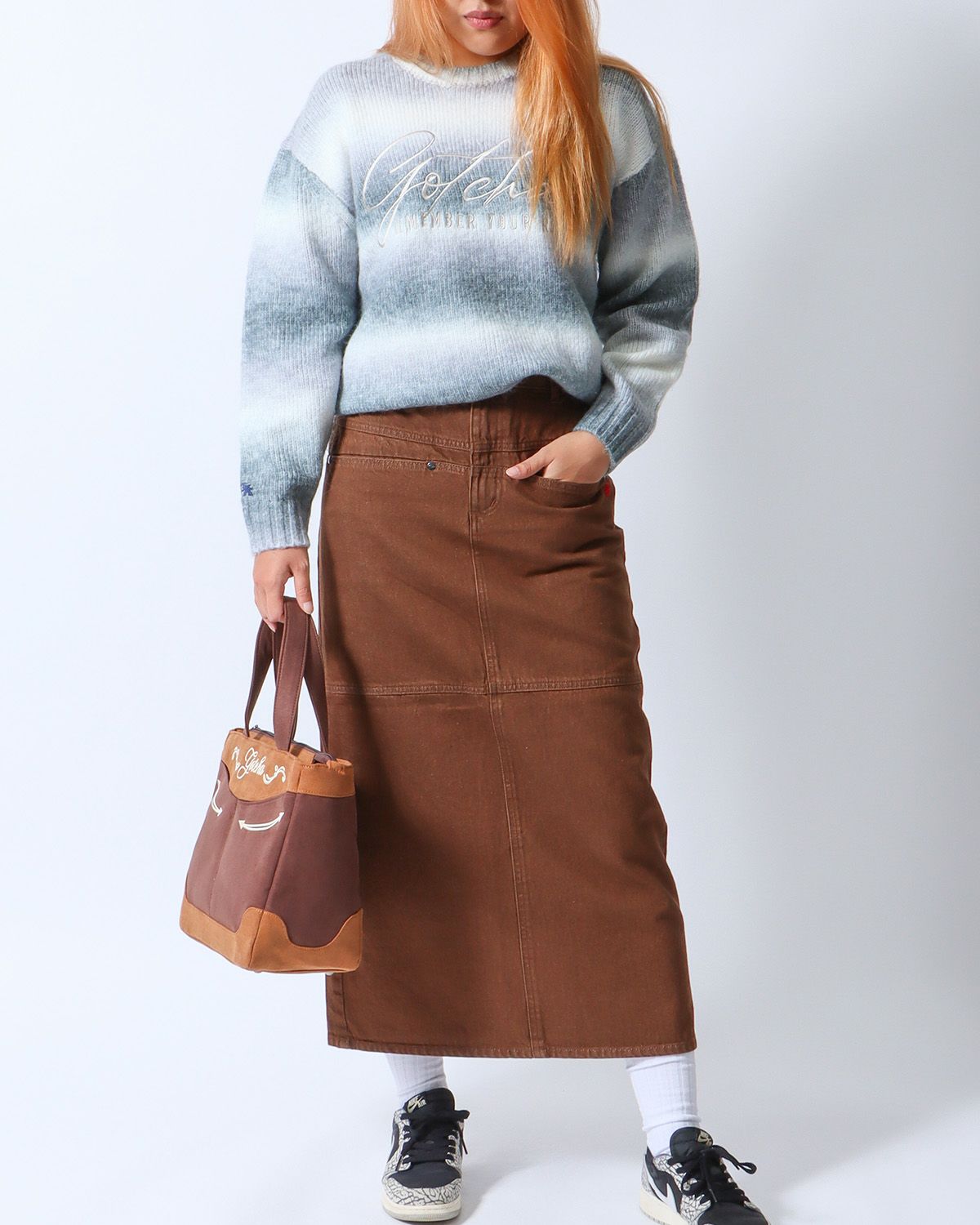 ブラウン：167cm(Lサイズ着用)