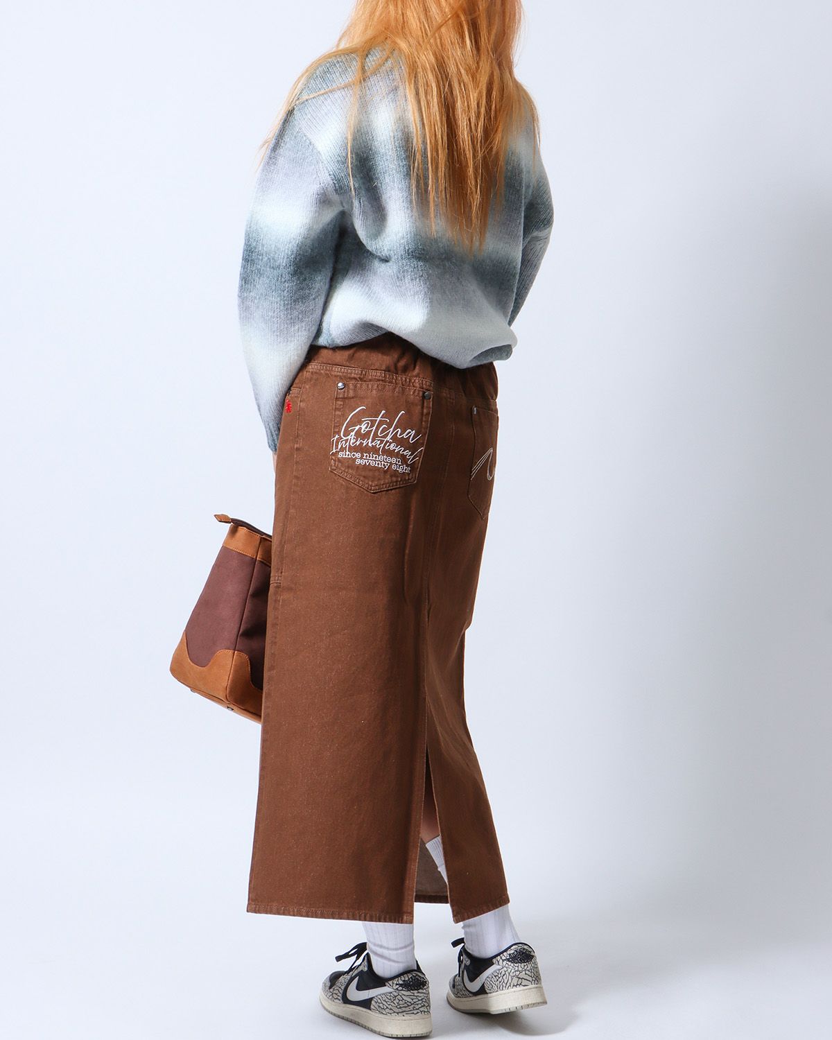 ブラウン：167cm(Lサイズ着用)