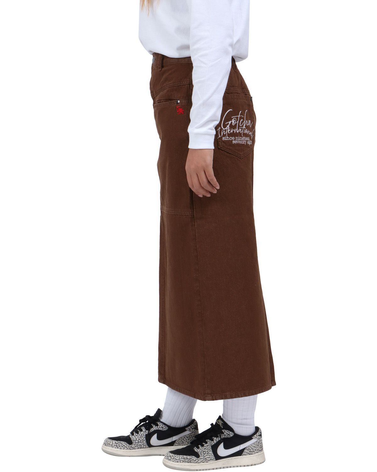 ブラウン：167cm(Lサイズ着用)