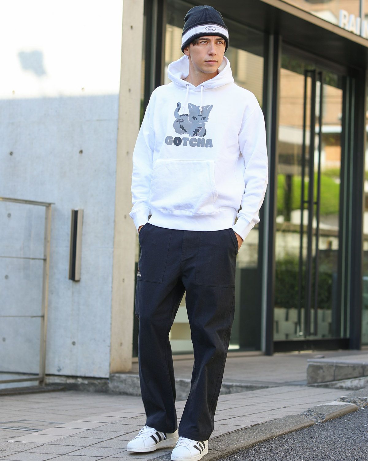 グレー：180cm/70kg(Lサイズ着用)