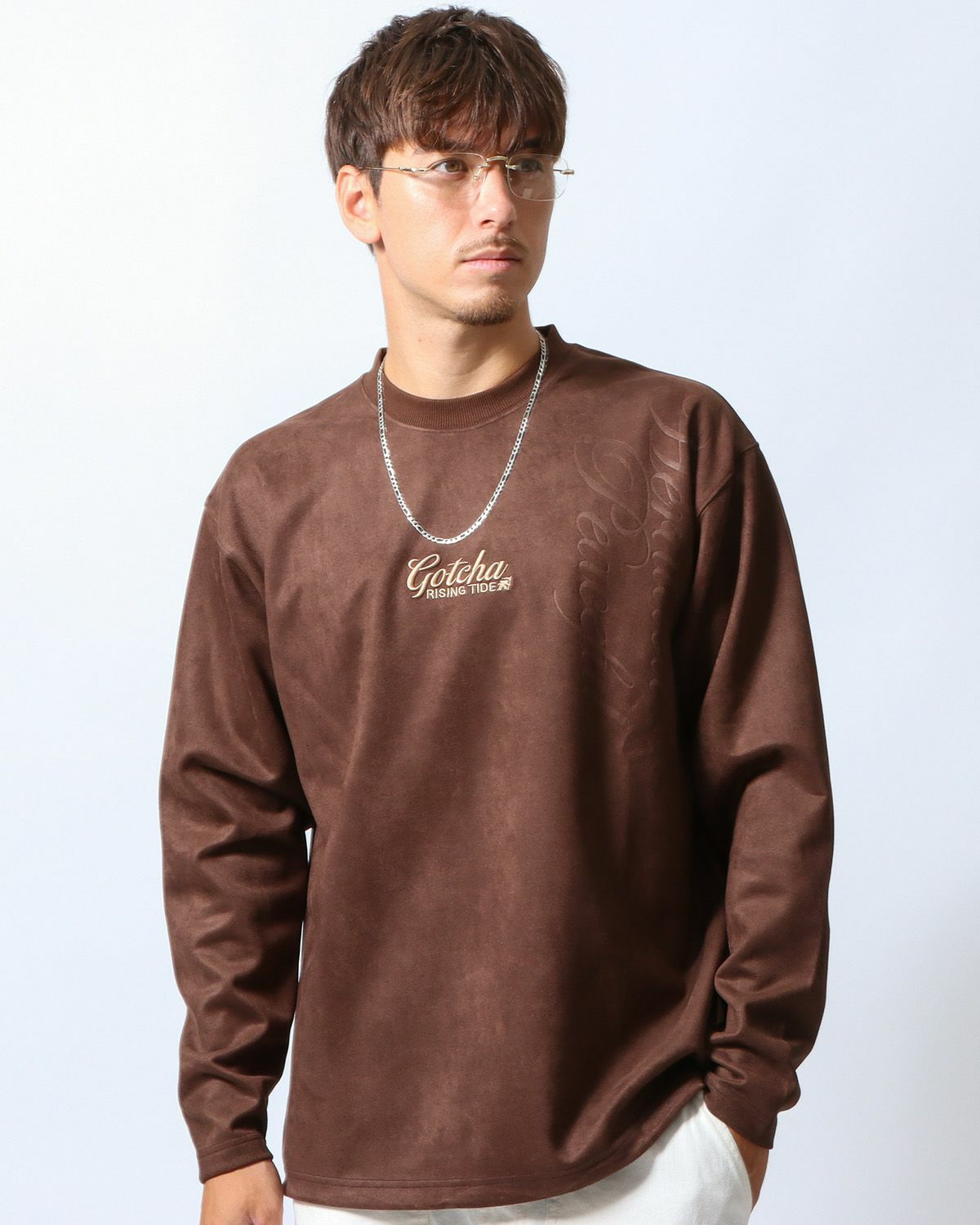 ブラウン：180cm/70kg(Lサイズ着用)