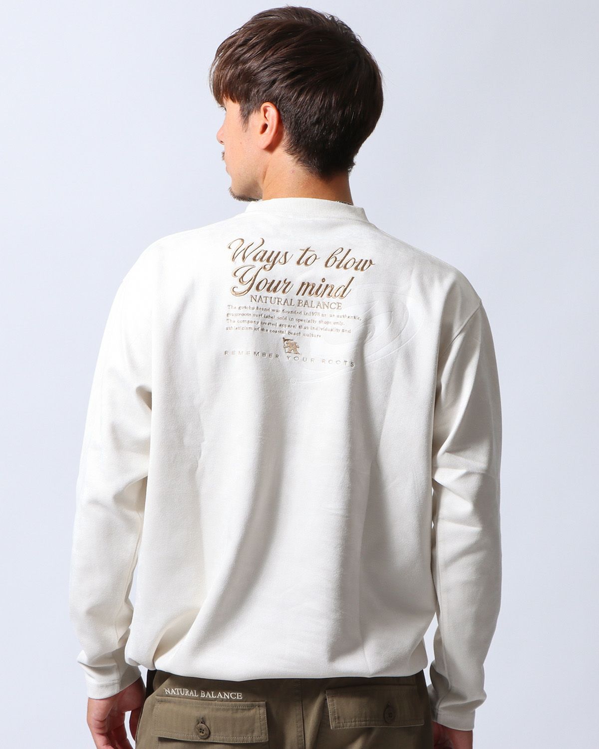 キナリ：180cm/70kg(Lサイズ着用)