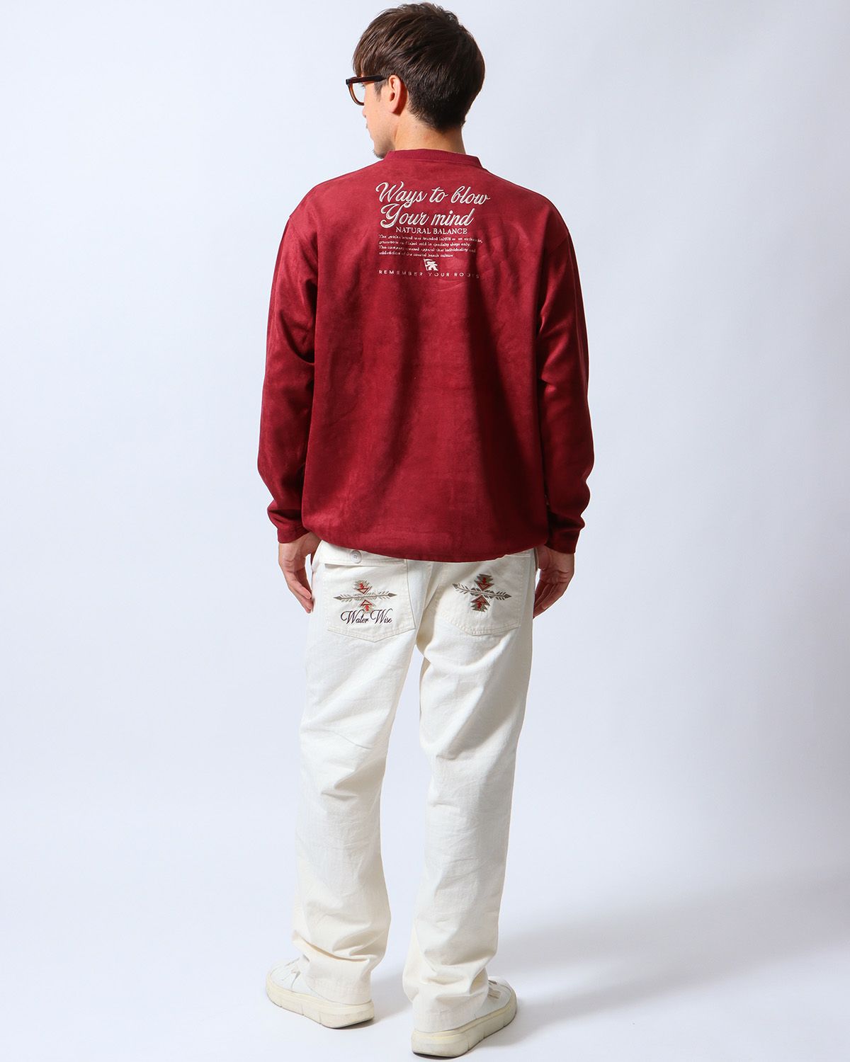 ワイン：180cm/70kg(Lサイズ着用)