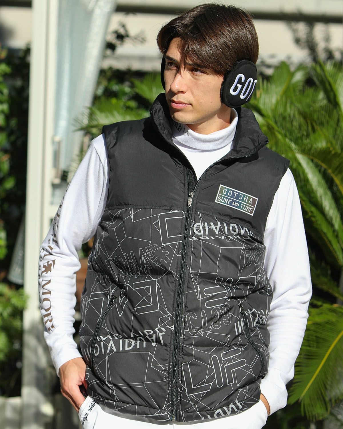 ブラック：180cm/70kg(Lサイズ着用)