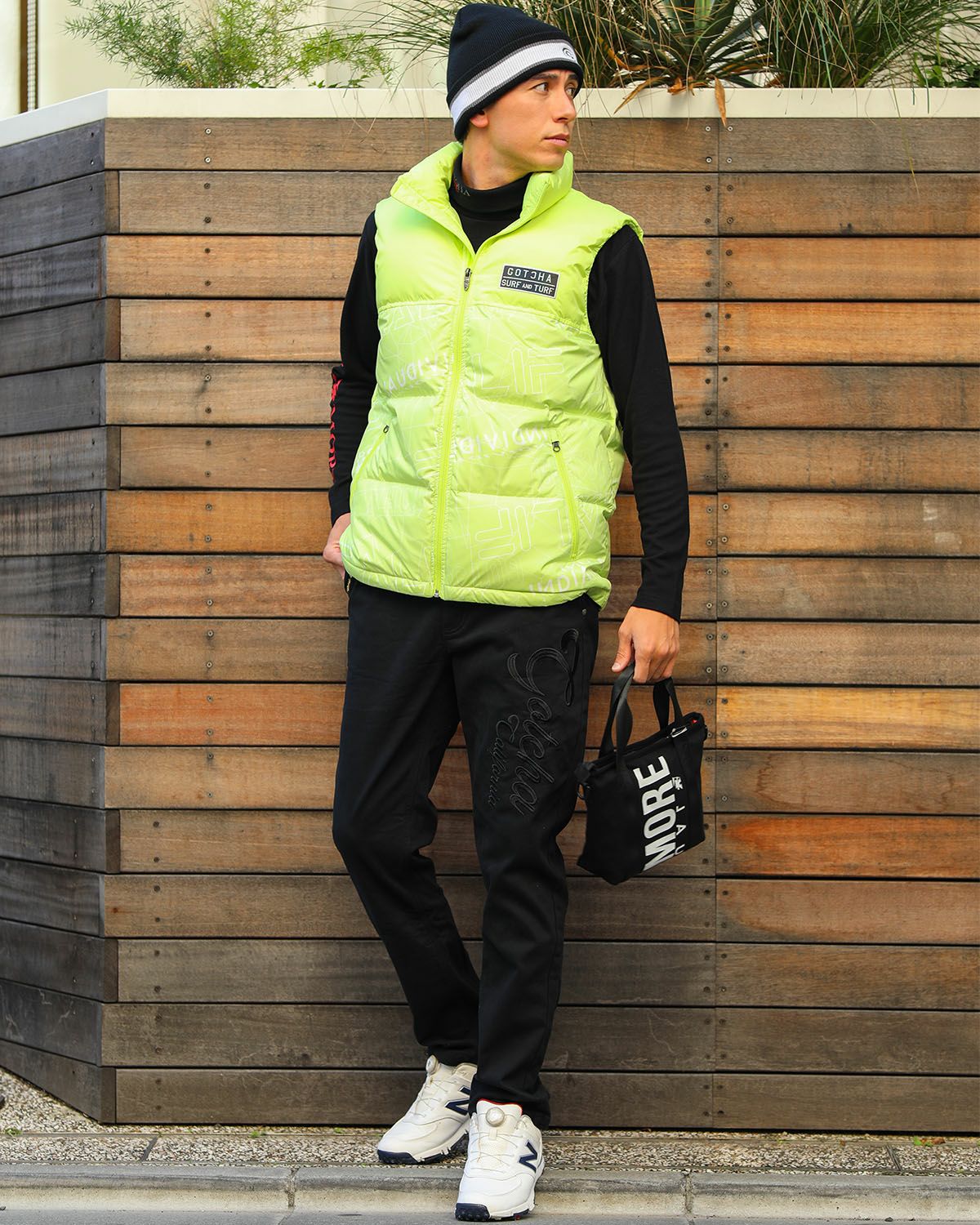 ライトイエロー：180cm/70kg(Lサイズ着用)