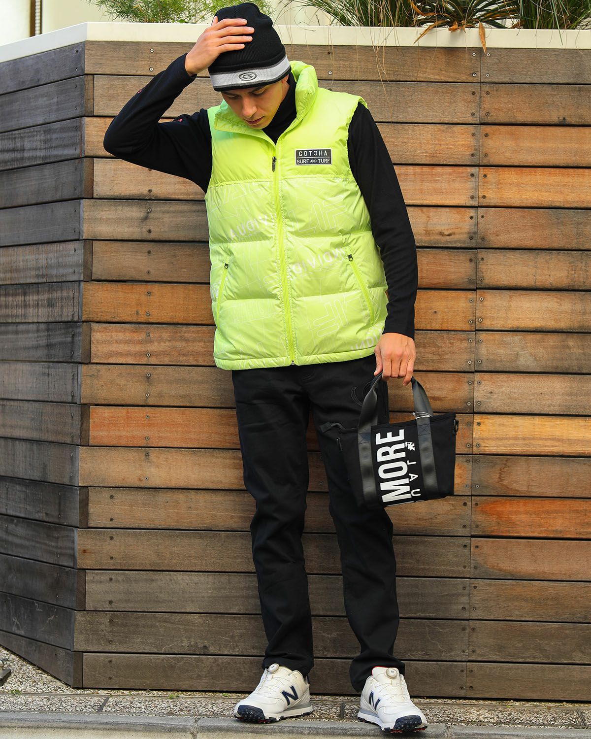 ライトイエロー：180cm/70kg(Lサイズ着用)