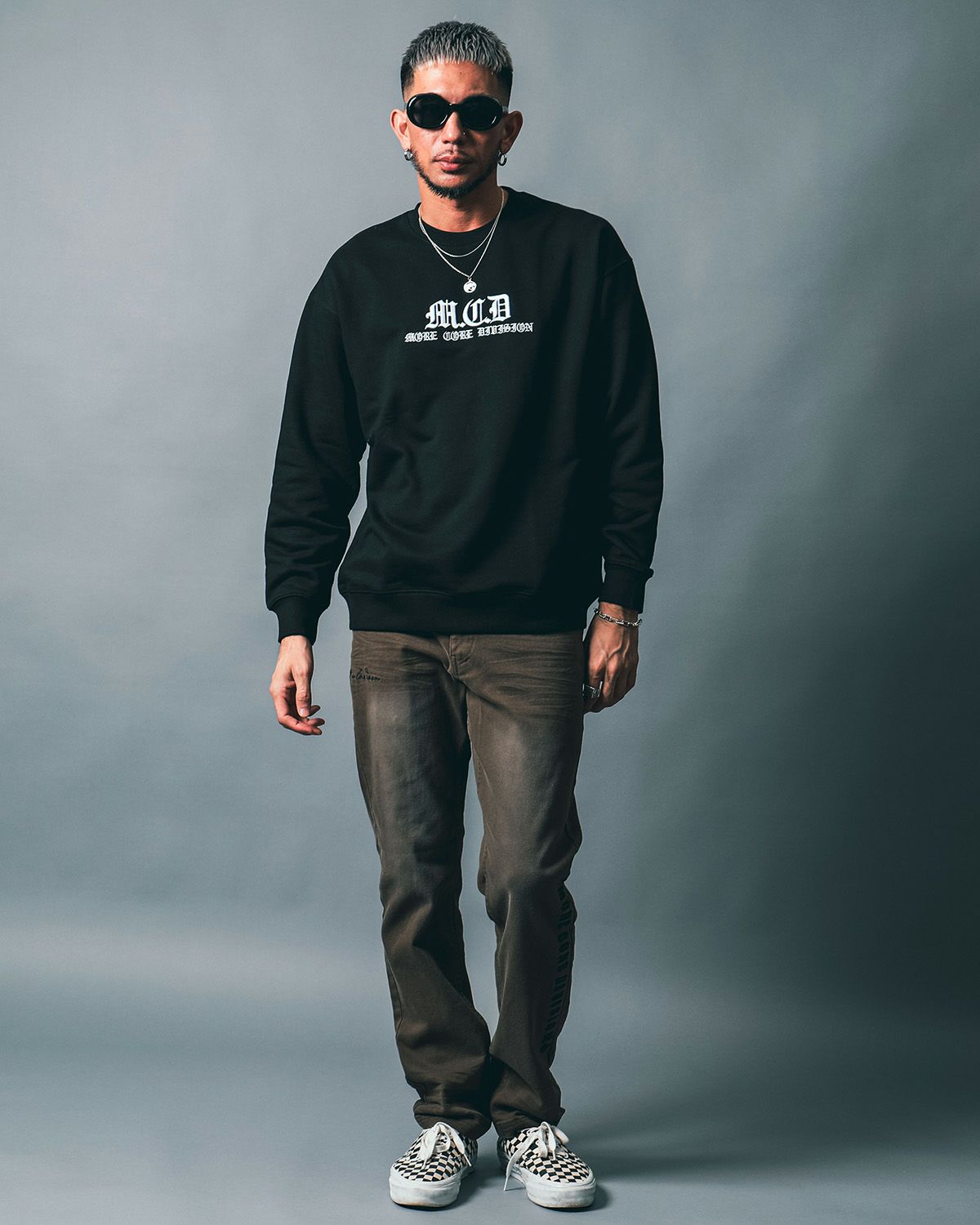 ブラック:183cm(Lサイズ着用)