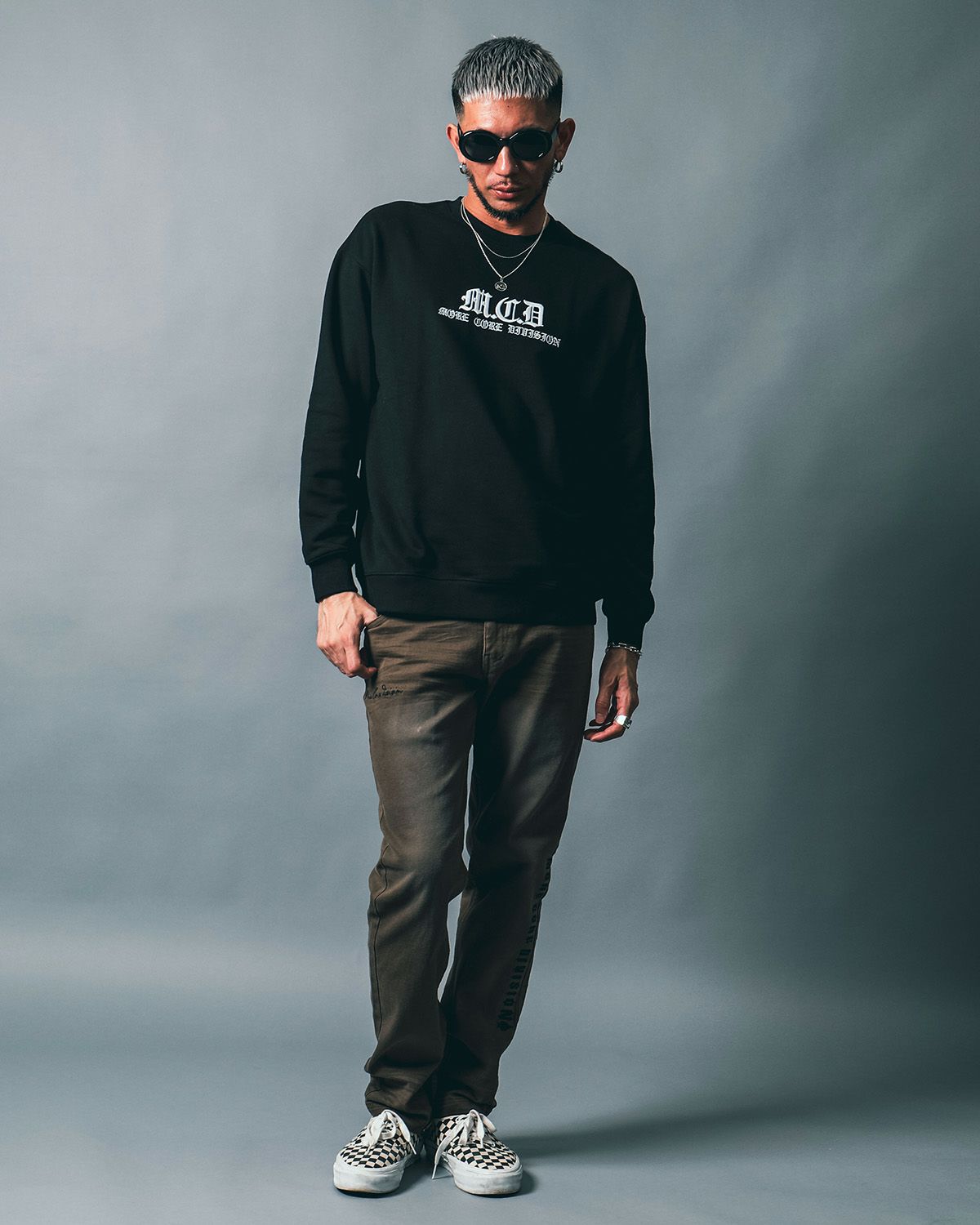 ブラック:183cm(Lサイズ着用)