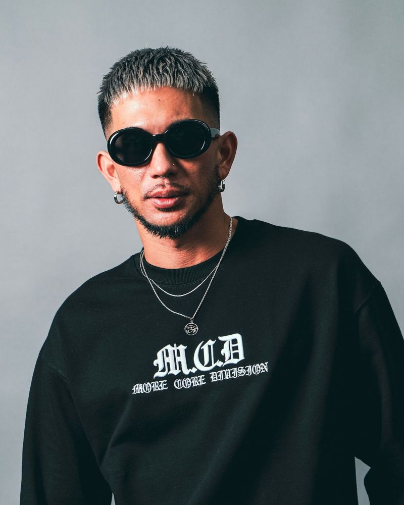 ブラック:183cm(Lサイズ着用)