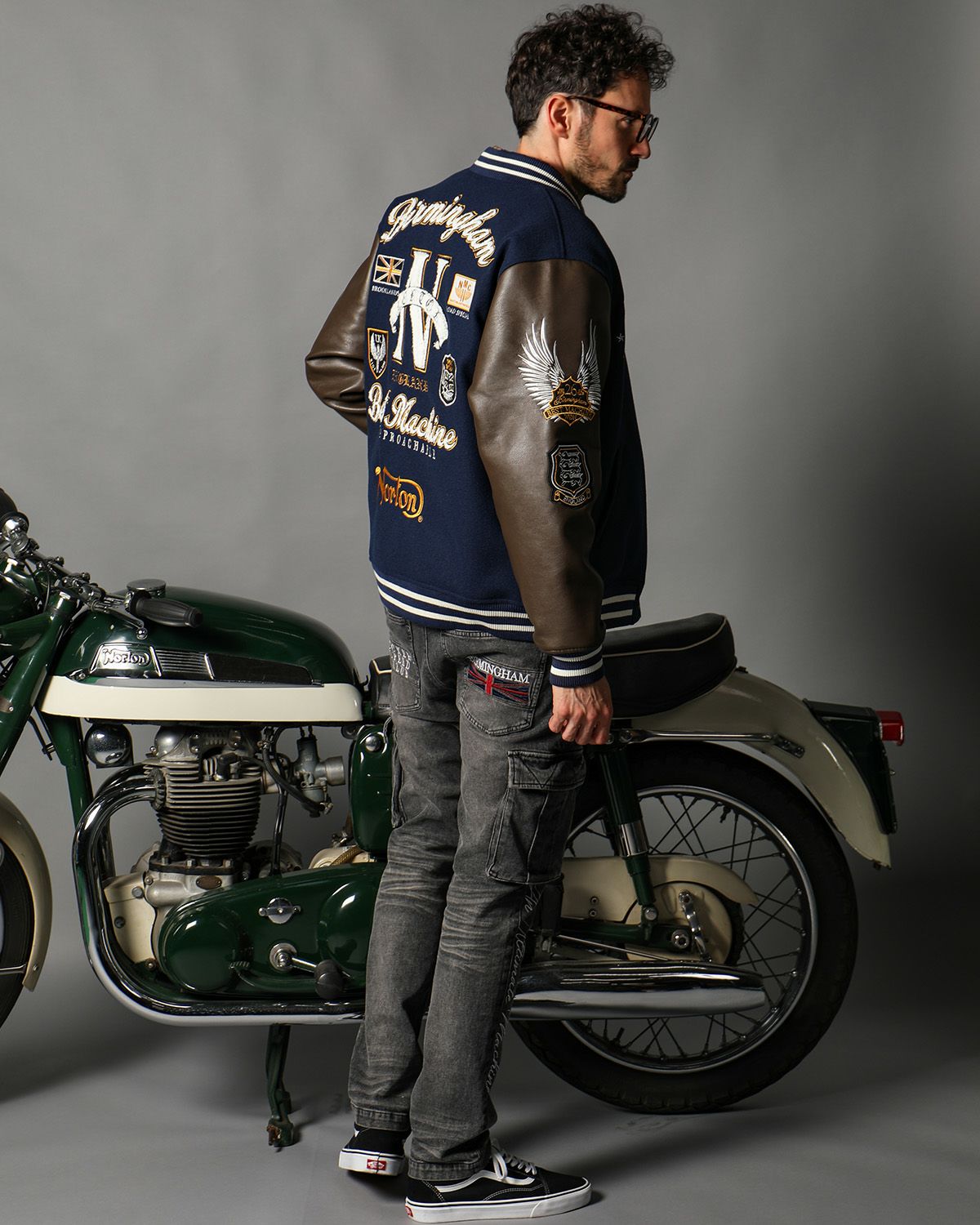 ネイビー:186cm(Lサイズ着用)