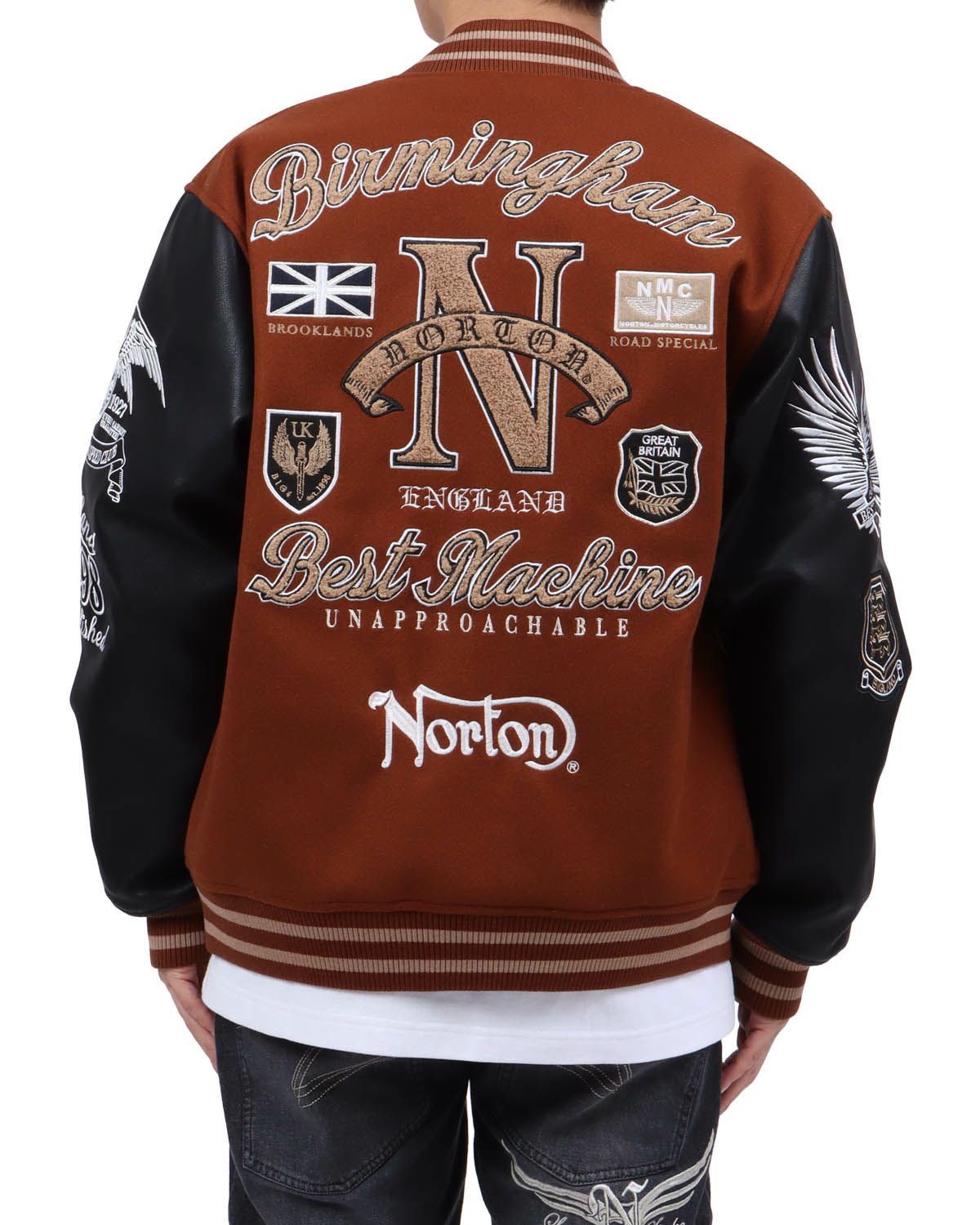 ブラウン：173cm63kg(Lサイズ着用)