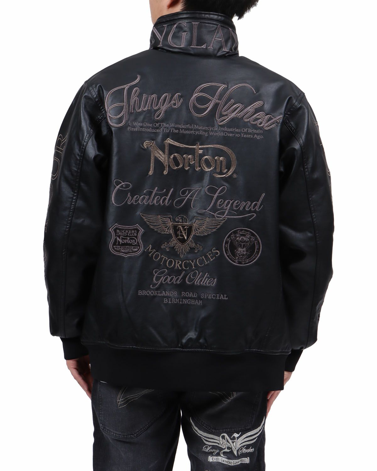 ブラック：173cm63kg(Lサイズ着用)