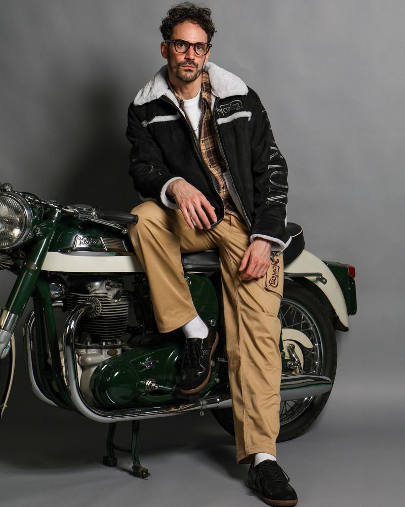 ブラック:186cm(Lサイズ着用)