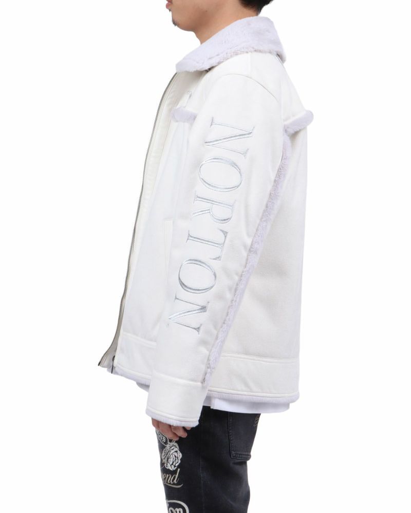 オフホワイト：173cm63kg(Lサイズ着用)