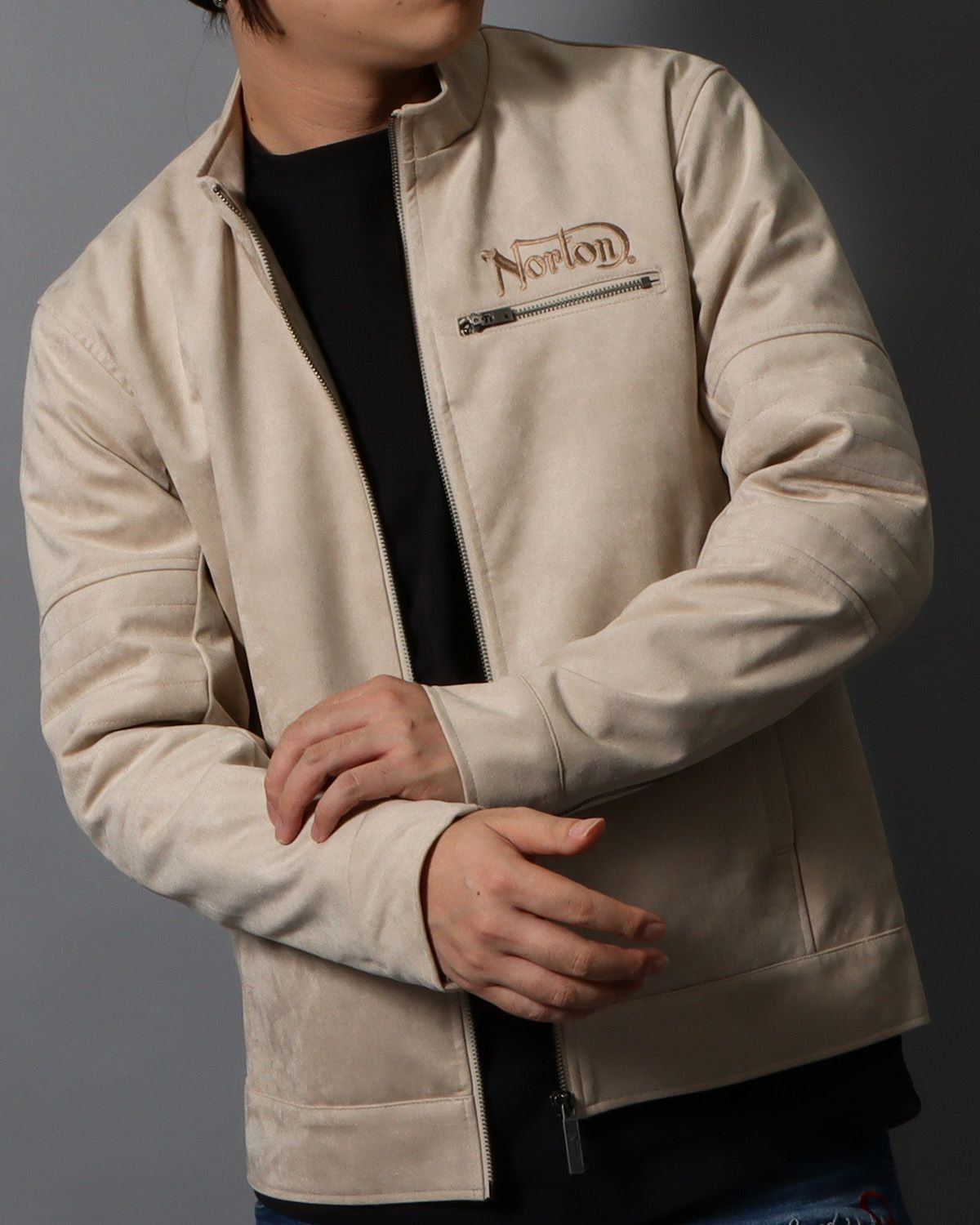 サンドベージュ：178cm/75kg(Lサイズ着用)