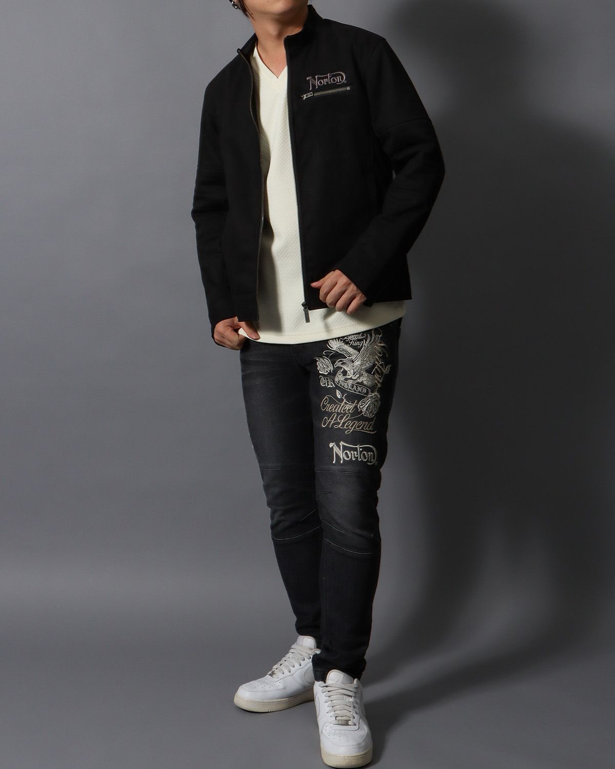 ブラック：178cm/75kg(Lサイズ着用)